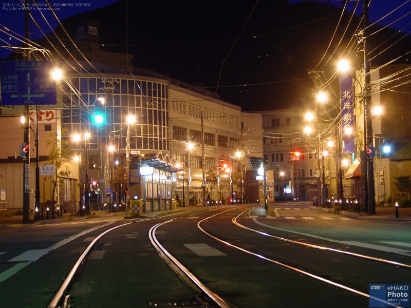 夜明け前の十字街 2005年11月