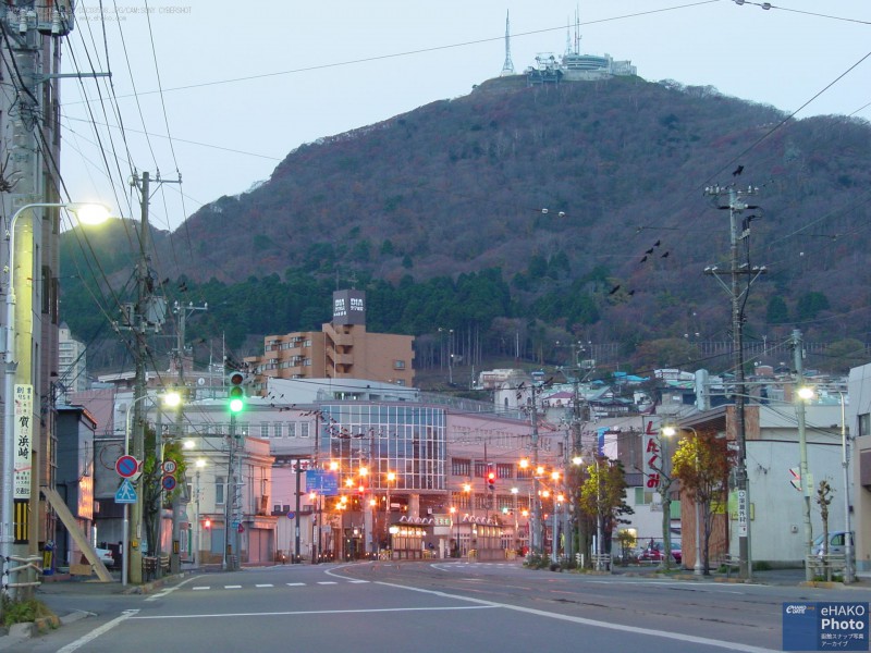 夜明け前の十字街 2005年11月