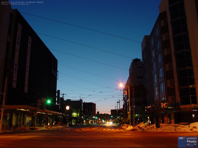 夜明け前の函館駅前・大門 2006年2月
