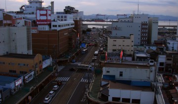大門・JR函館駅前の夕暮れ風景 2006年9月